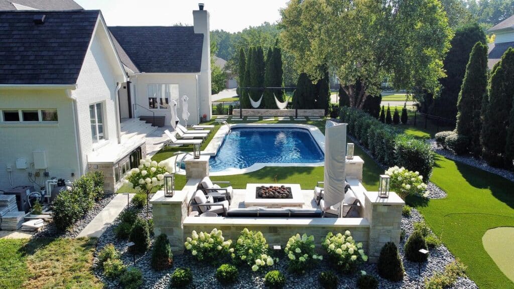 residential backyard artificial lawn