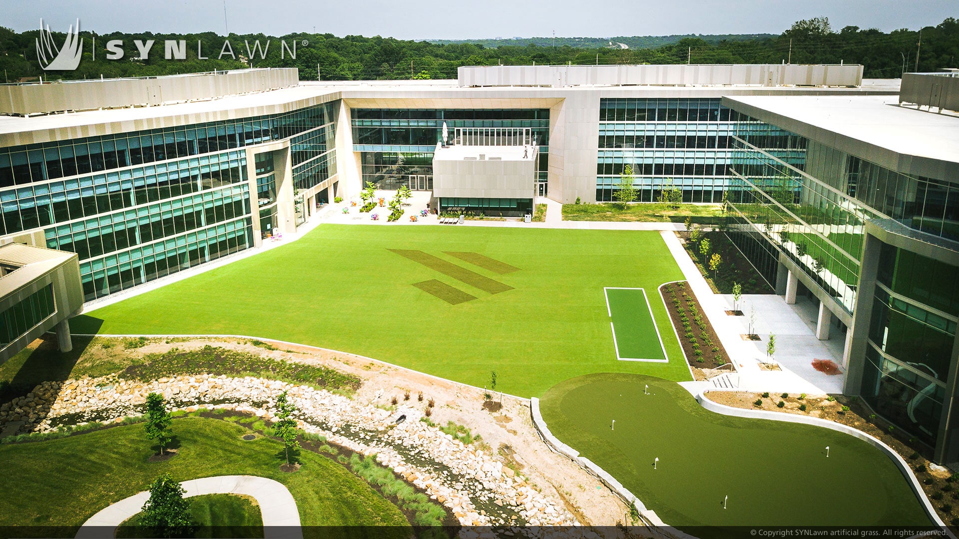 Commercial turf lawn installed by SYNLawn