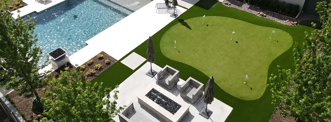 SYNLawn backyard golf green